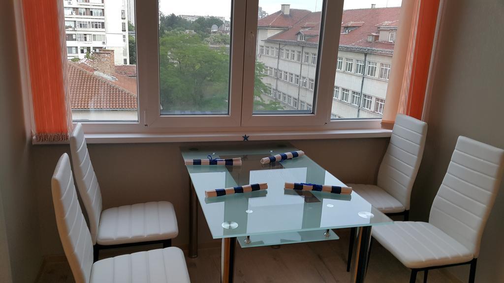 Apartment Plamen Delux Burgas Exteriör bild
